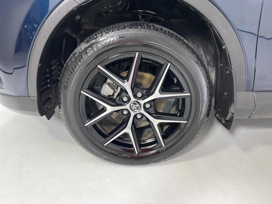 Photo '10' of Toyota Rav4 Photo '10' of Toyota Rav4