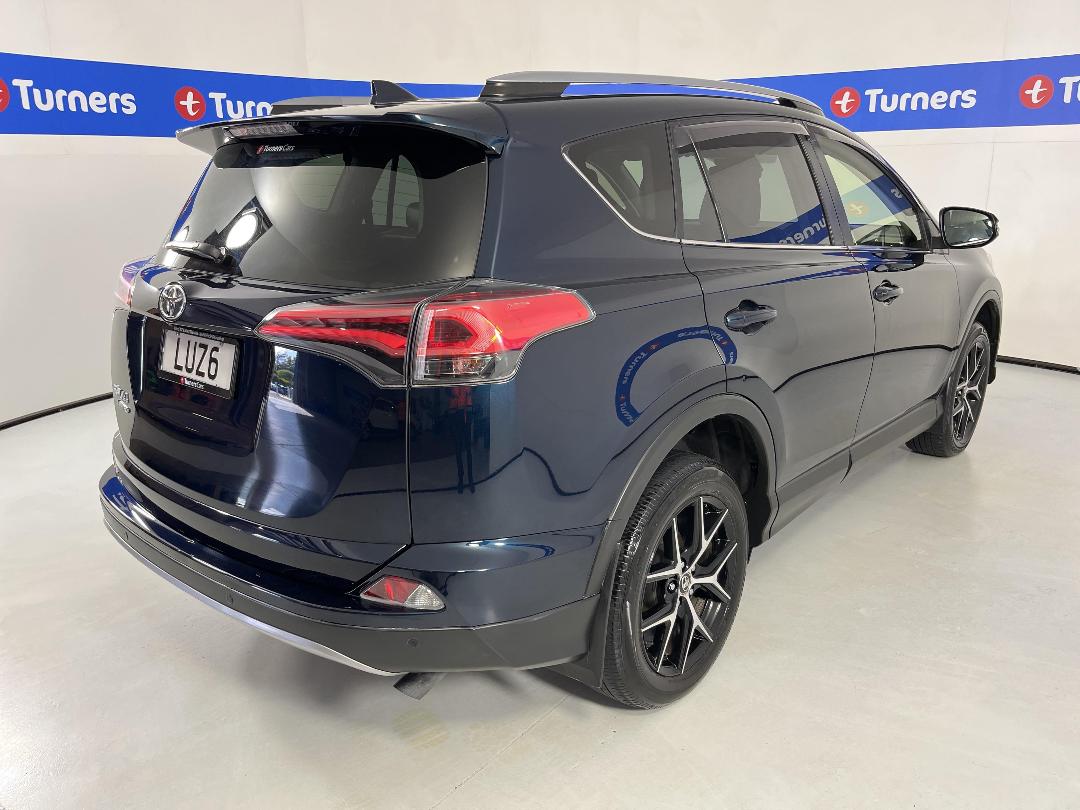 Photo '7' of Toyota Rav4 Photo '7' of Toyota Rav4