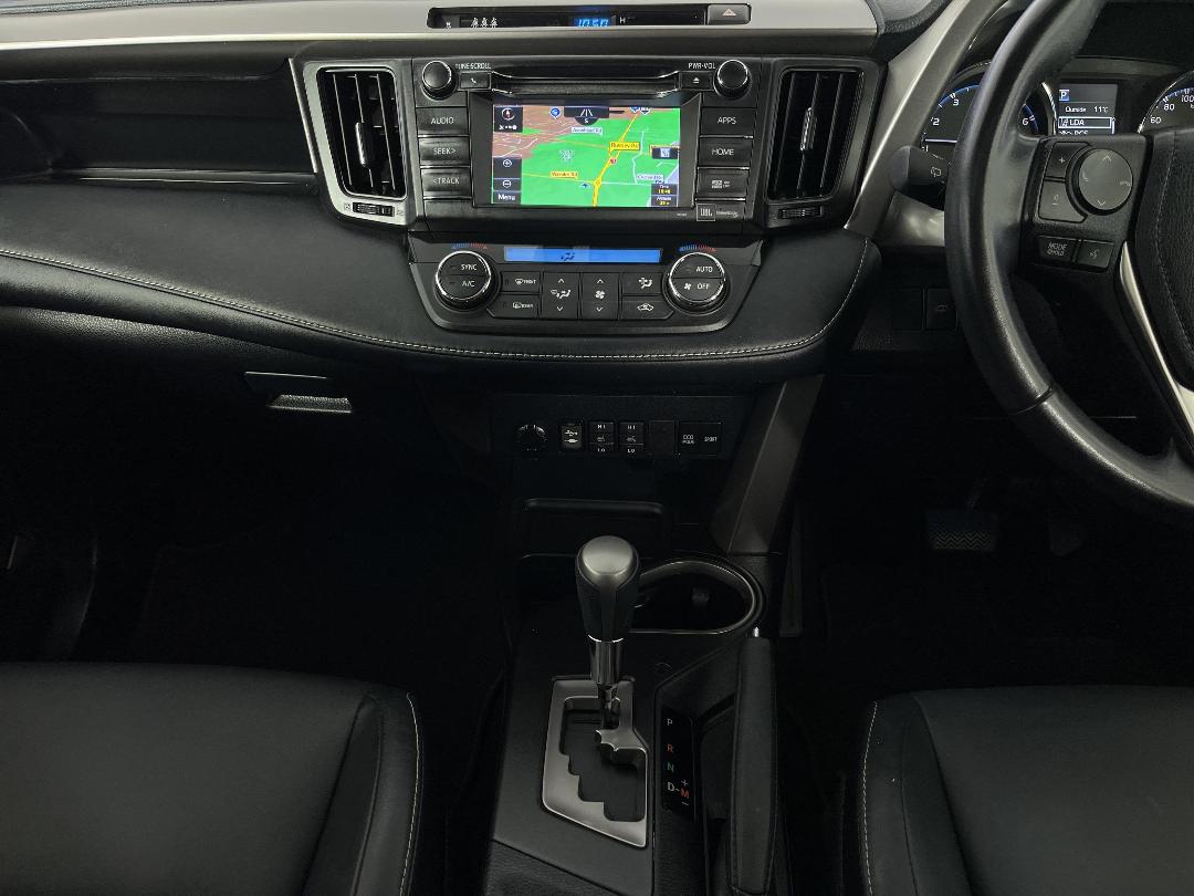 Photo '18' of Toyota Rav4 Photo '18' of Toyota Rav4