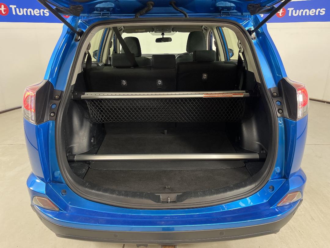 Photo '14' of Toyota Rav4