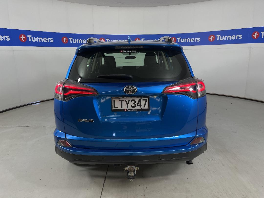 Photo '6' of Toyota Rav4