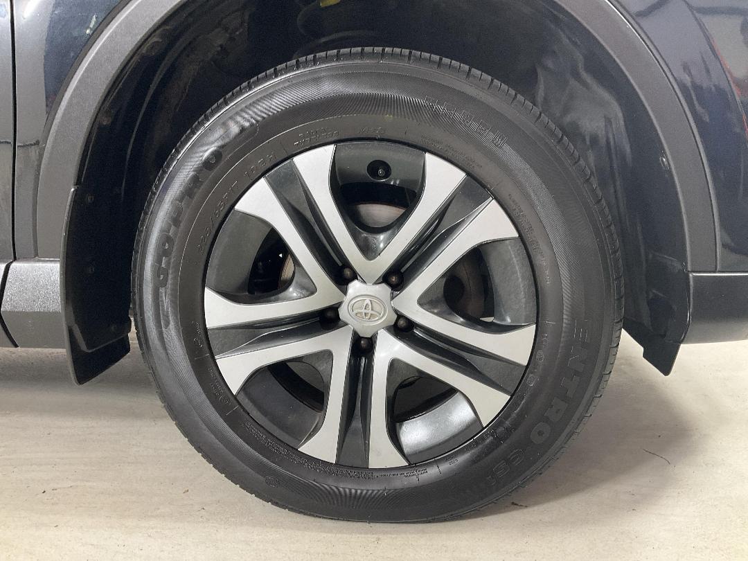 Photo '9' of Toyota Rav4