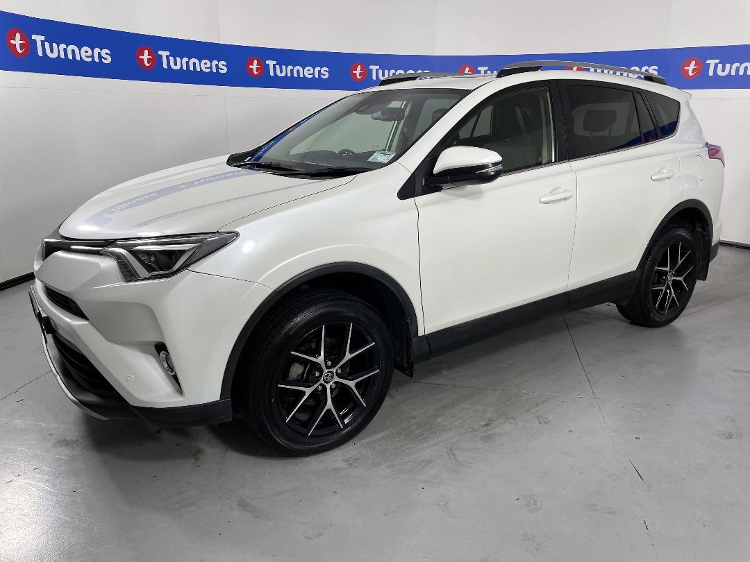 Photo '4' of Toyota Rav4