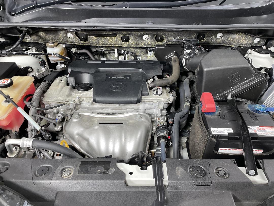 Photo '13' of Toyota Rav4