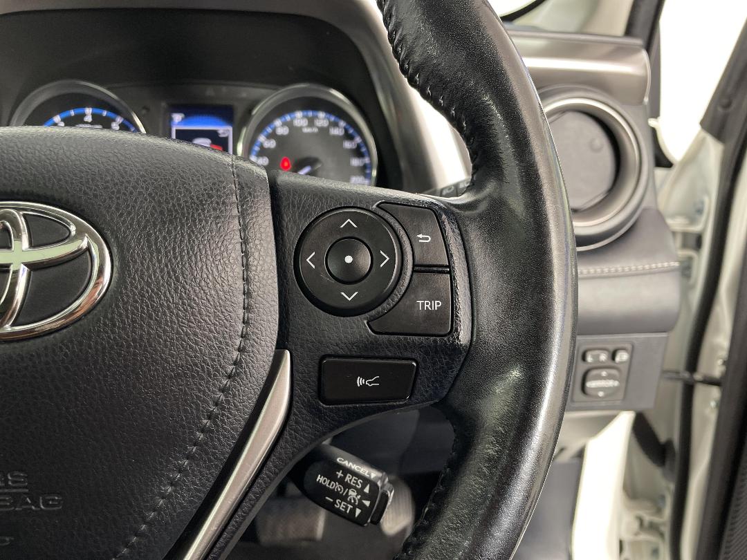 Photo '37' of Toyota Rav4