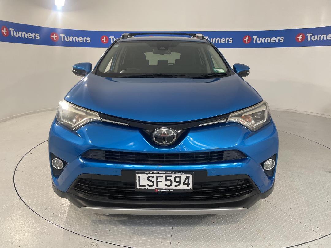 Photo '2' of Toyota Rav4