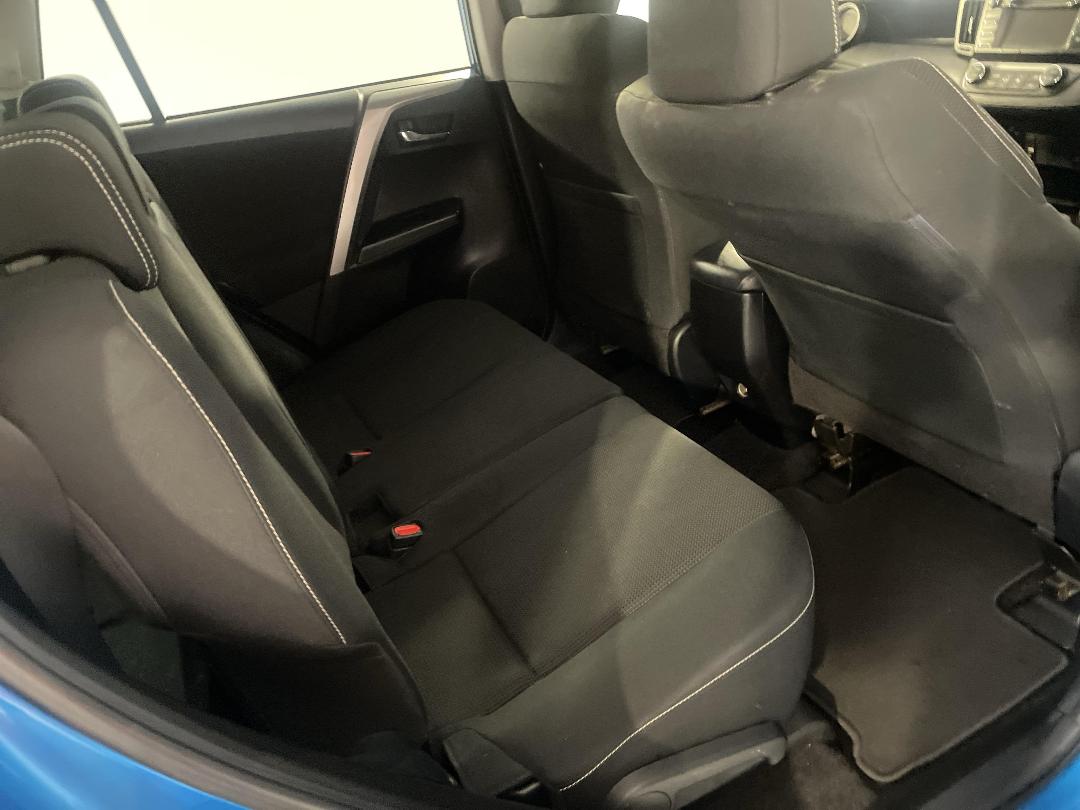 Photo '20' of Toyota Rav4