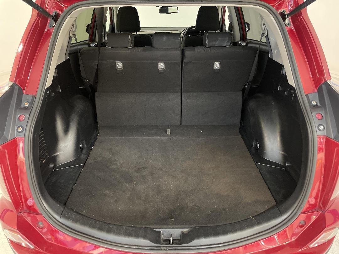 Photo '14' of Toyota Rav4 Photo '14' of Toyota Rav4