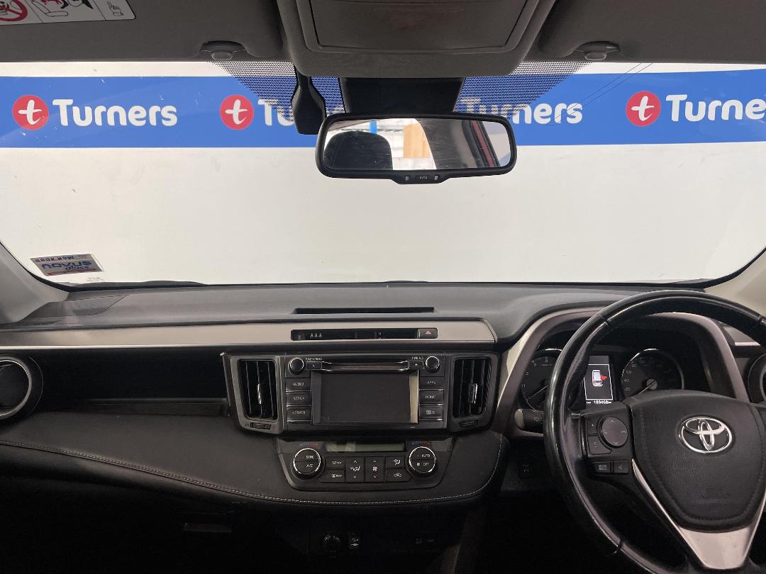 Photo '17' of Toyota Rav4 Photo '17' of Toyota Rav4