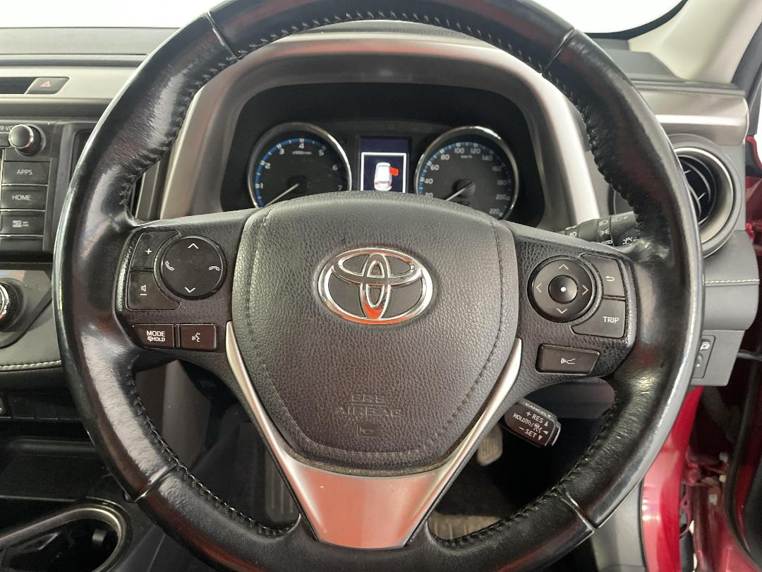 Photo '27' of Toyota Rav4 Photo '27' of Toyota Rav4