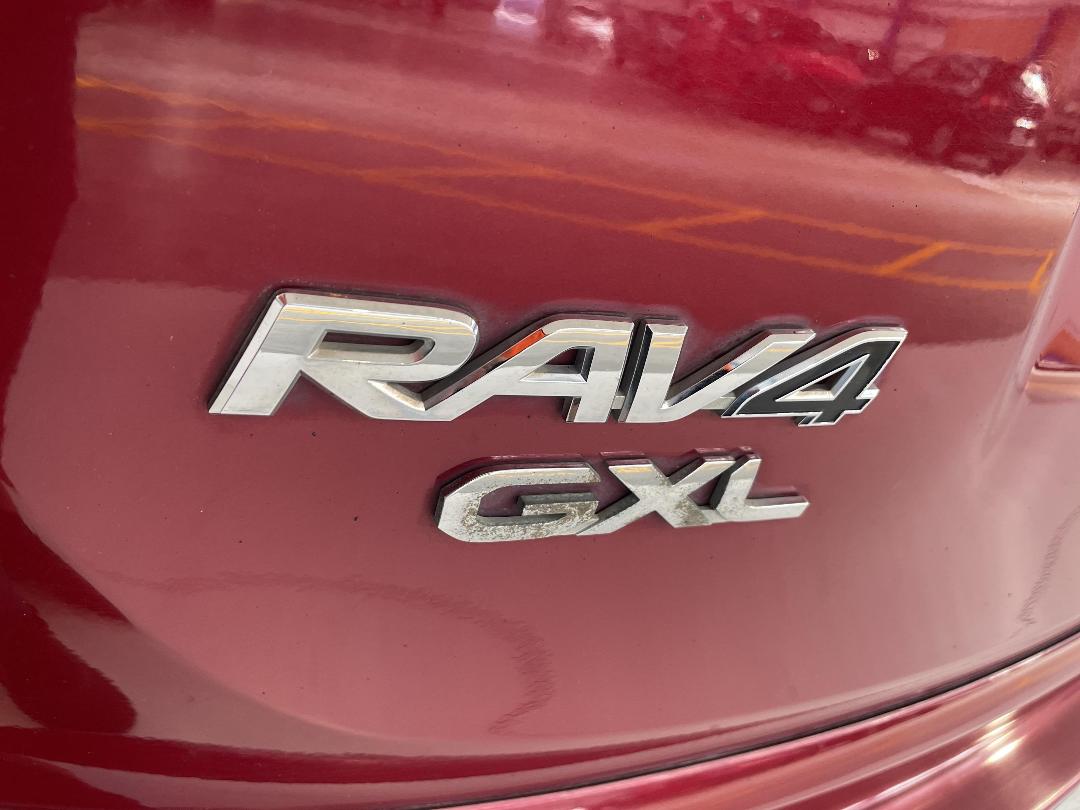 Photo '35' of Toyota Rav4 Photo '35' of Toyota Rav4