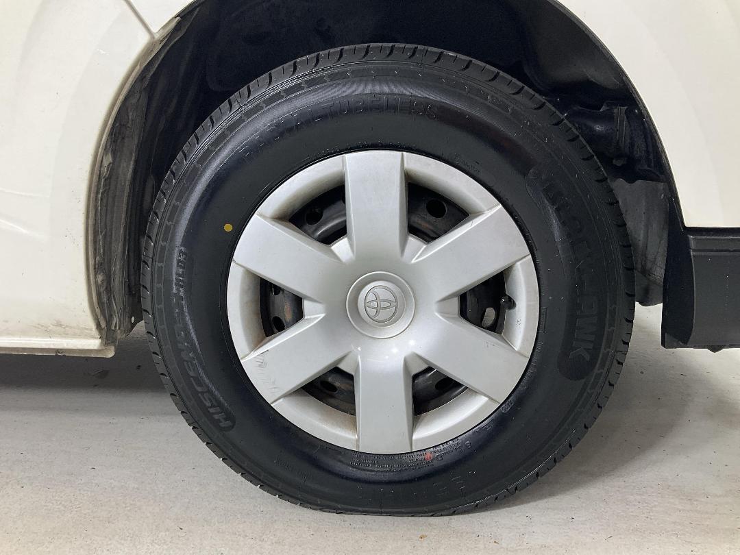 Photo '9' of Toyota Regius