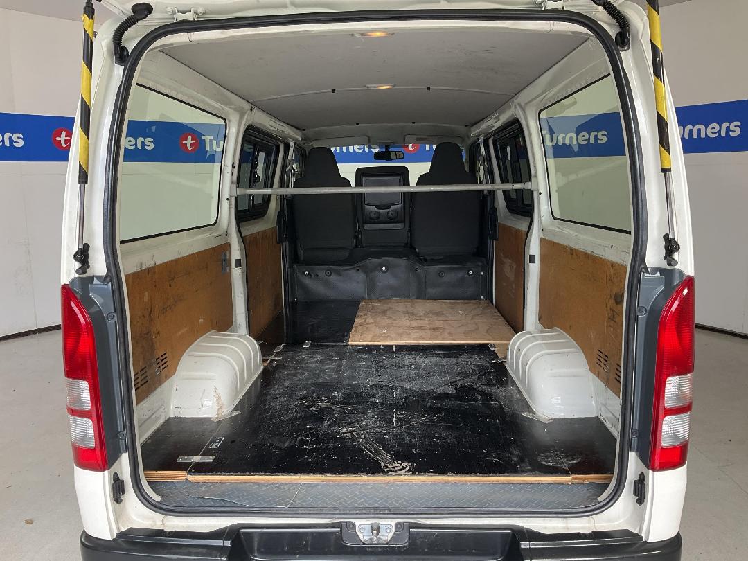 Photo '14' of Toyota Regius