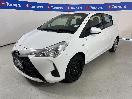 Thumbnail '4' of Toyota Yaris