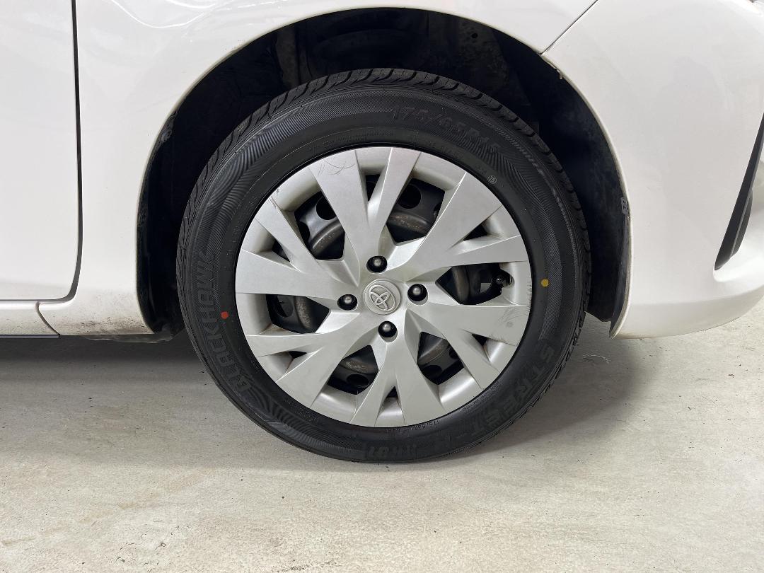 Photo '9' of Toyota Yaris Photo '9' of Toyota Yaris