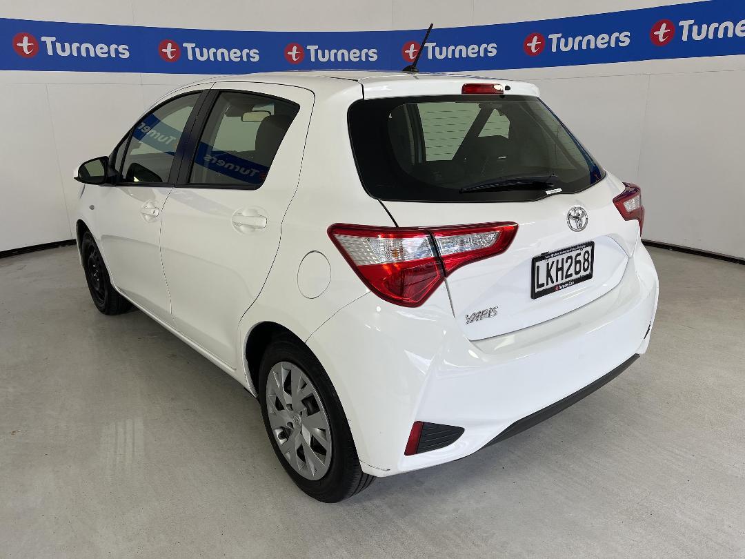 Photo '5' of Toyota Yaris Photo '5' of Toyota Yaris