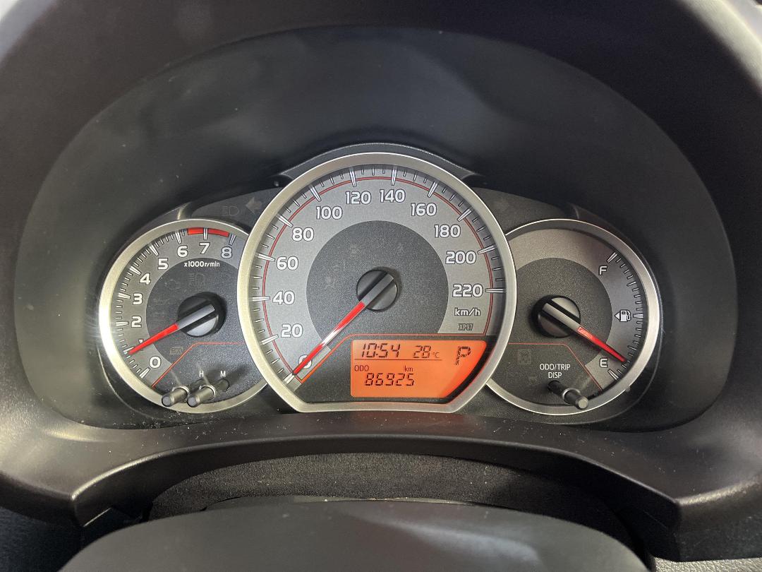 Photo '21' of Toyota Yaris Photo '21' of Toyota Yaris