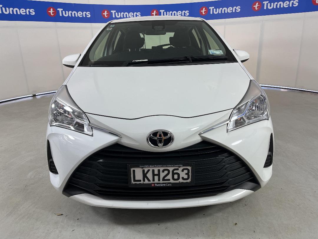 Photo '2' of Toyota Yaris Photo '2' of Toyota Yaris