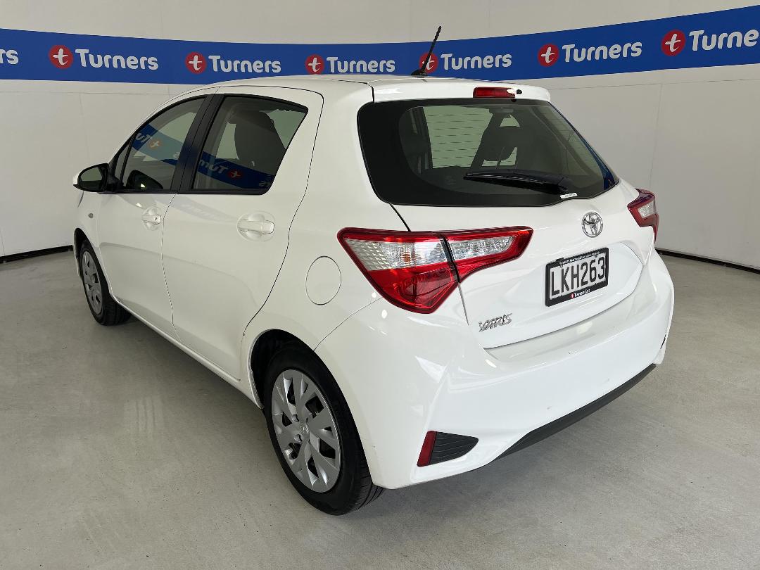 Photo '5' of Toyota Yaris Photo '5' of Toyota Yaris