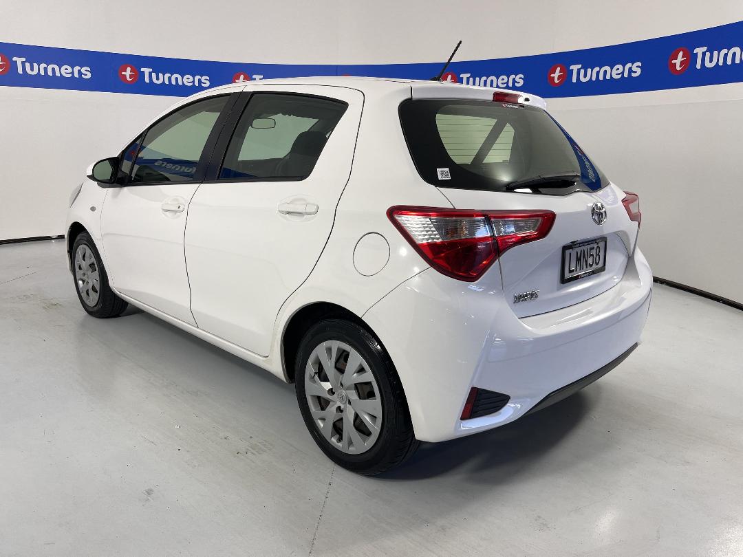 Photo '5' of Toyota Yaris Photo '5' of Toyota Yaris