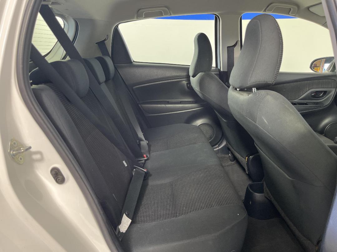 Photo '20' of Toyota Yaris Photo '20' of Toyota Yaris