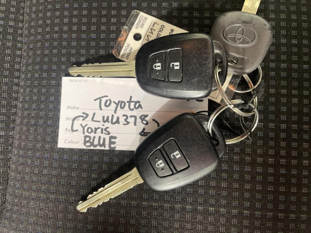 Photo '22' of Toyota Yaris