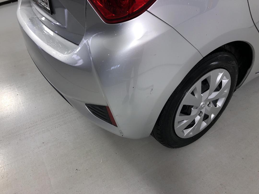 Photo '28' of Toyota Yaris