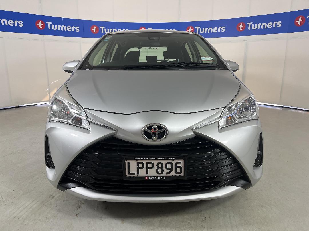 Photo '2' of Toyota Yaris Photo '2' of Toyota Yaris