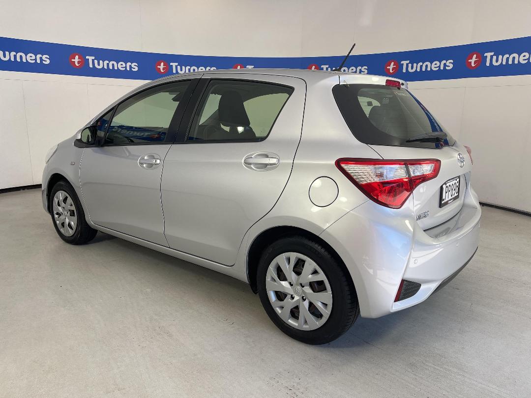 Photo '5' of Toyota Yaris Photo '5' of Toyota Yaris