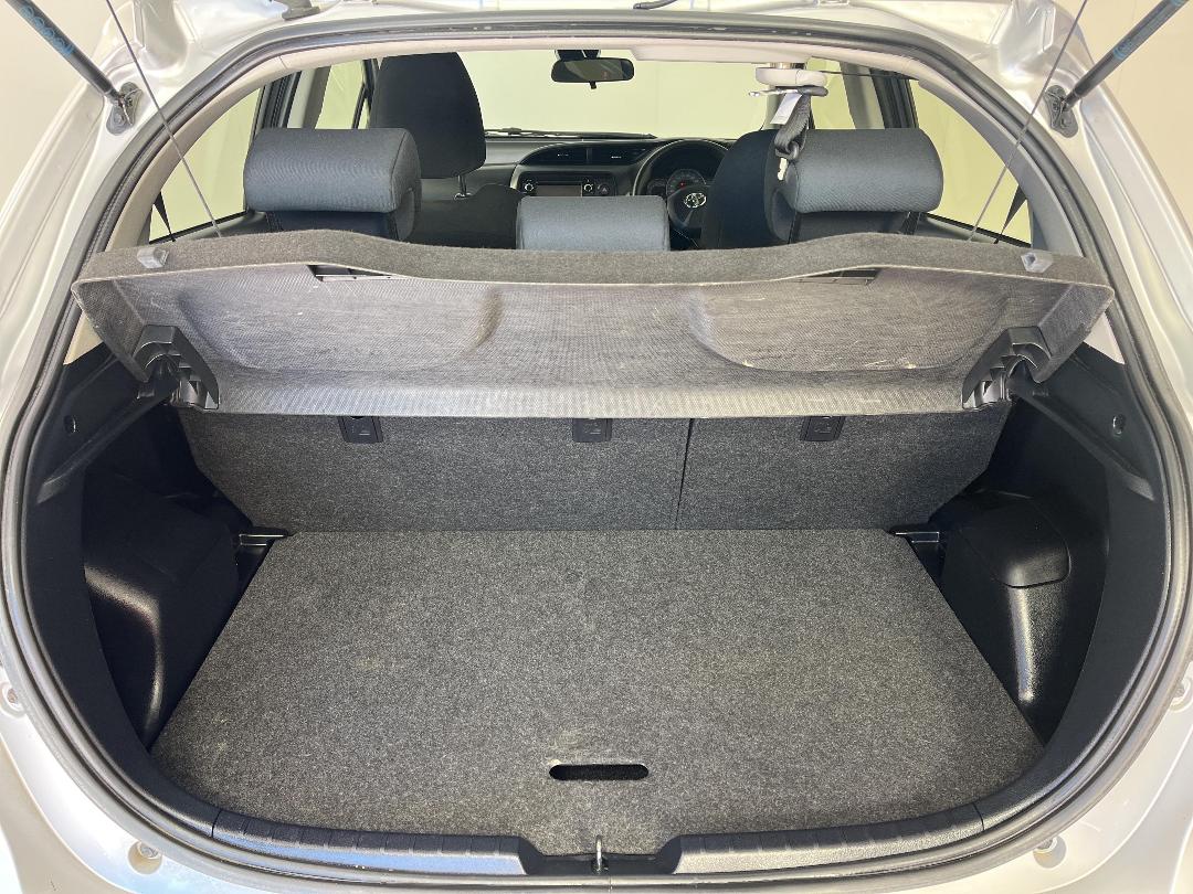 Photo '14' of Toyota Yaris Photo '14' of Toyota Yaris