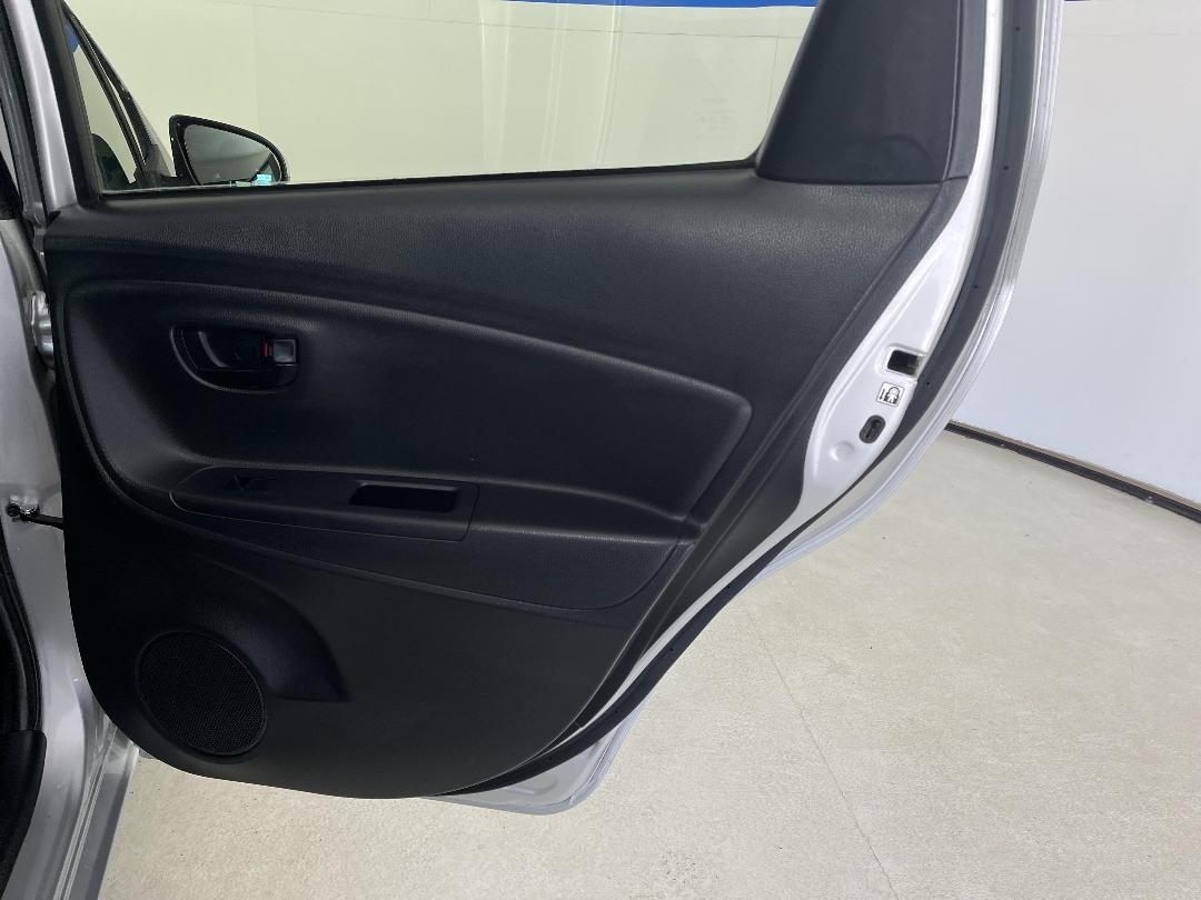 Photo '19' of Toyota Yaris Photo '19' of Toyota Yaris