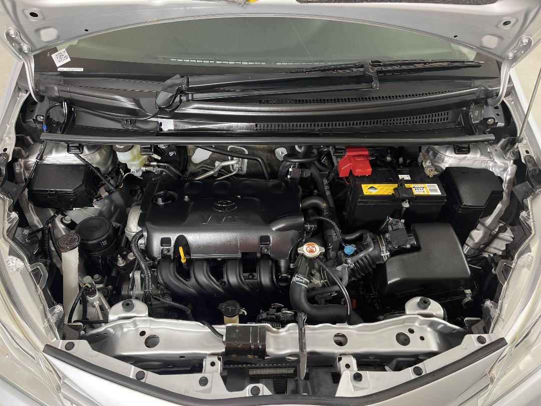 Photo '13' of Toyota Yaris