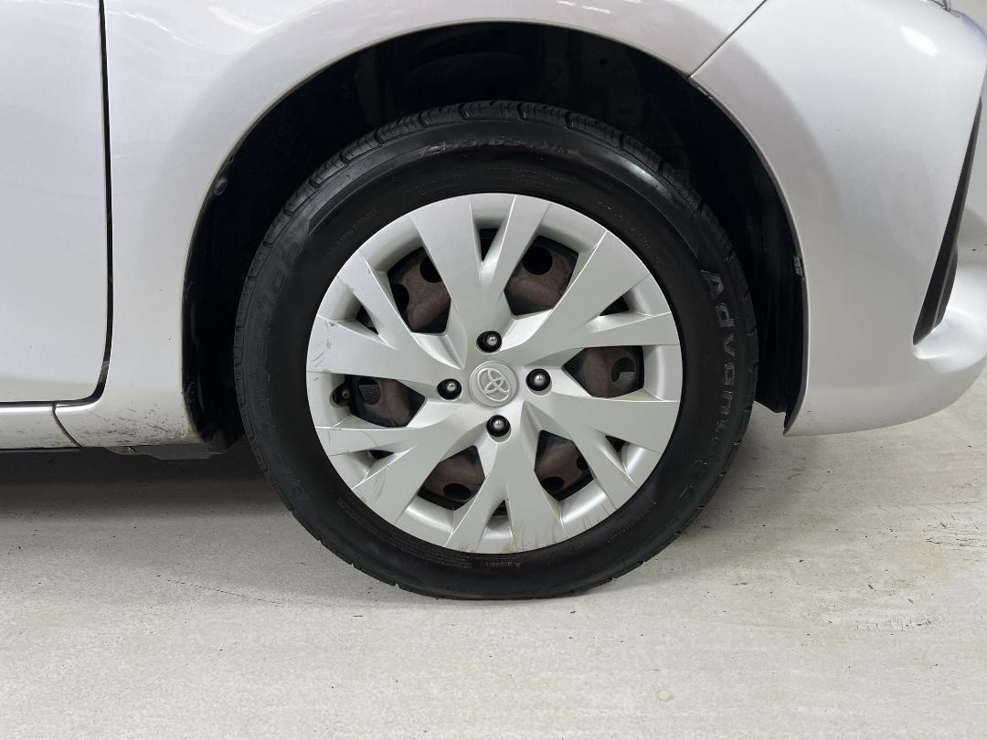 Photo '9' of Toyota Yaris