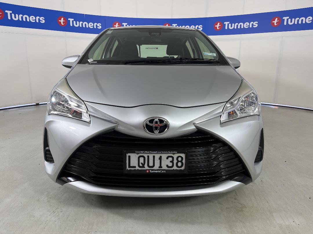 Photo '2' of Toyota Yaris