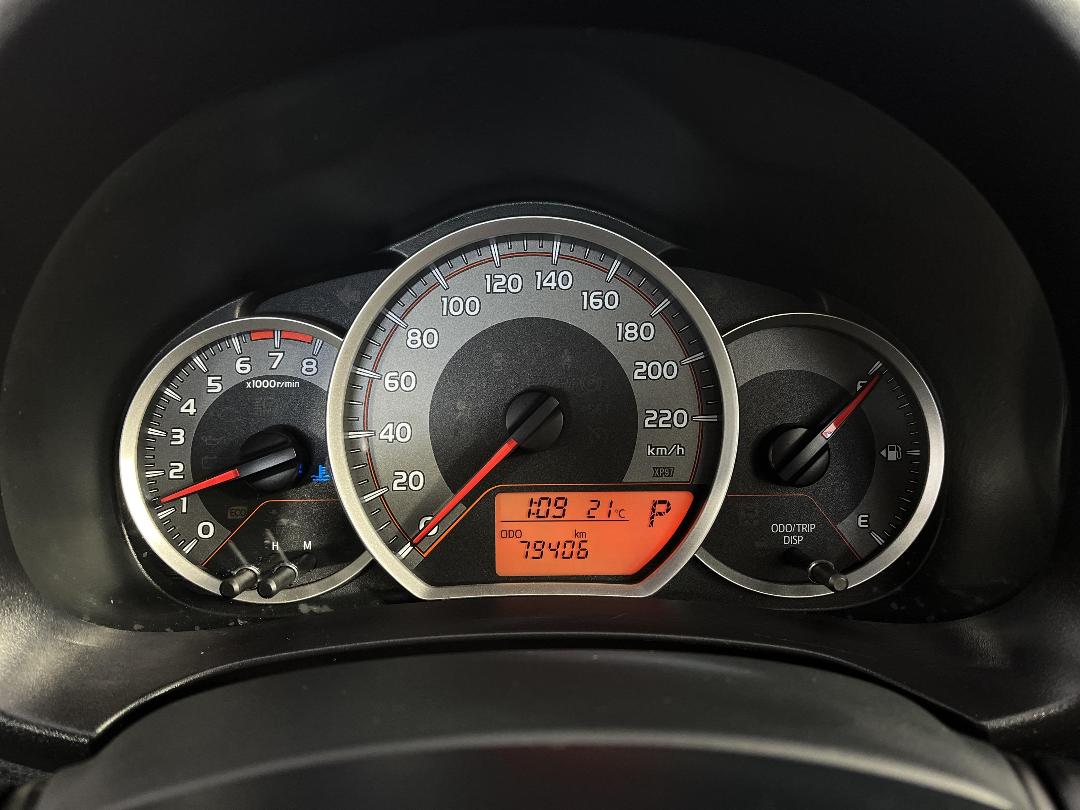 Photo '21' of Toyota Yaris