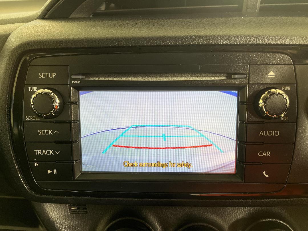 Photo '23' of Toyota Yaris