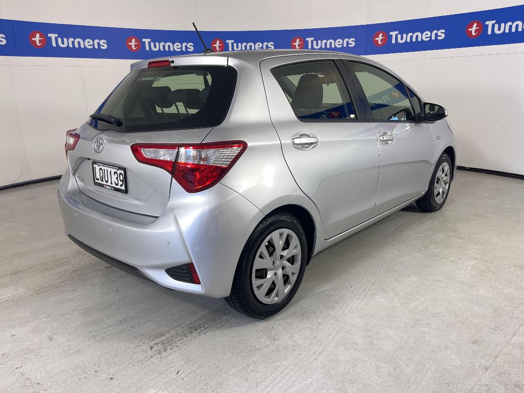 Photo '7' of Toyota Yaris