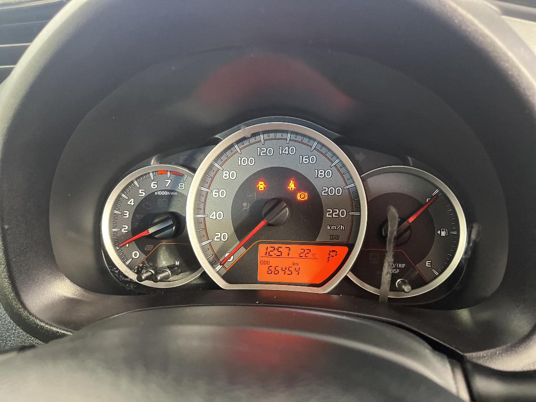 Photo '21' of Toyota Yaris