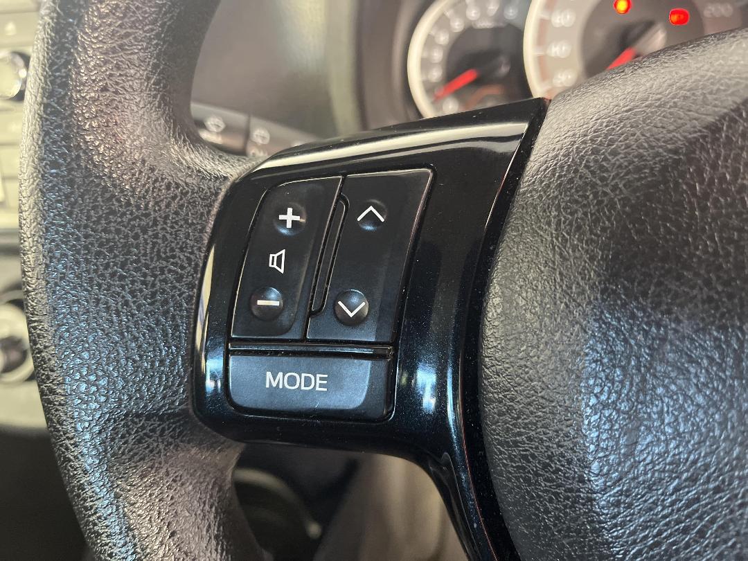 Photo '27' of Toyota Yaris