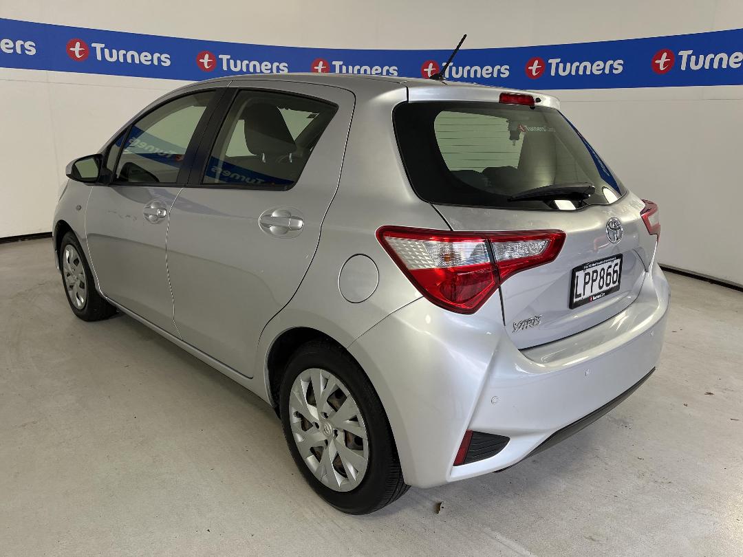 Photo '5' of Toyota Yaris Photo '5' of Toyota Yaris