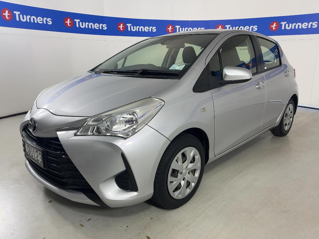 Photo '4' of Toyota Yaris