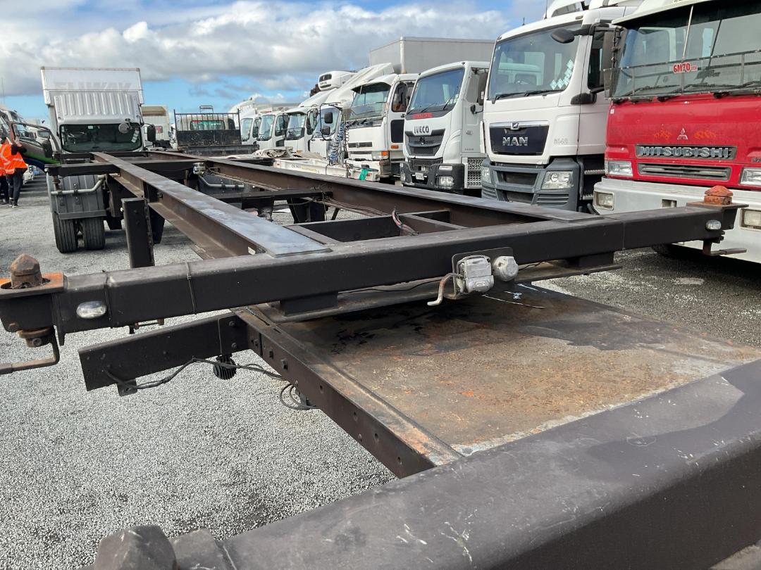 Photo '15' of TRAILER 2A Skeletal Semi Photo '15' of TRAILER 2A Skeletal Semi