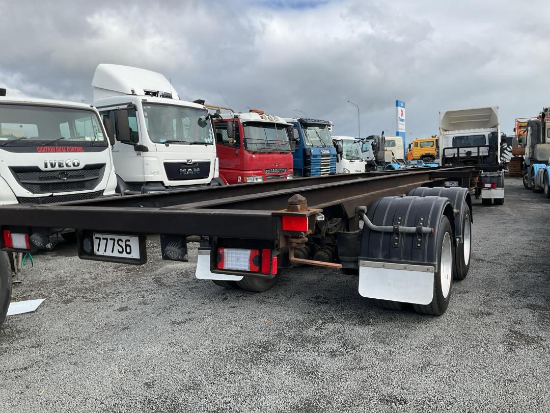 Photo '3' of TRAILER 2A Skeletal Semi Photo '3' of TRAILER 2A Skeletal Semi
