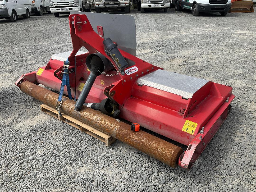 Photo '5' of Trimax ProCut S4 237 Mower Photo '5' of Trimax ProCut S4 237 Mower