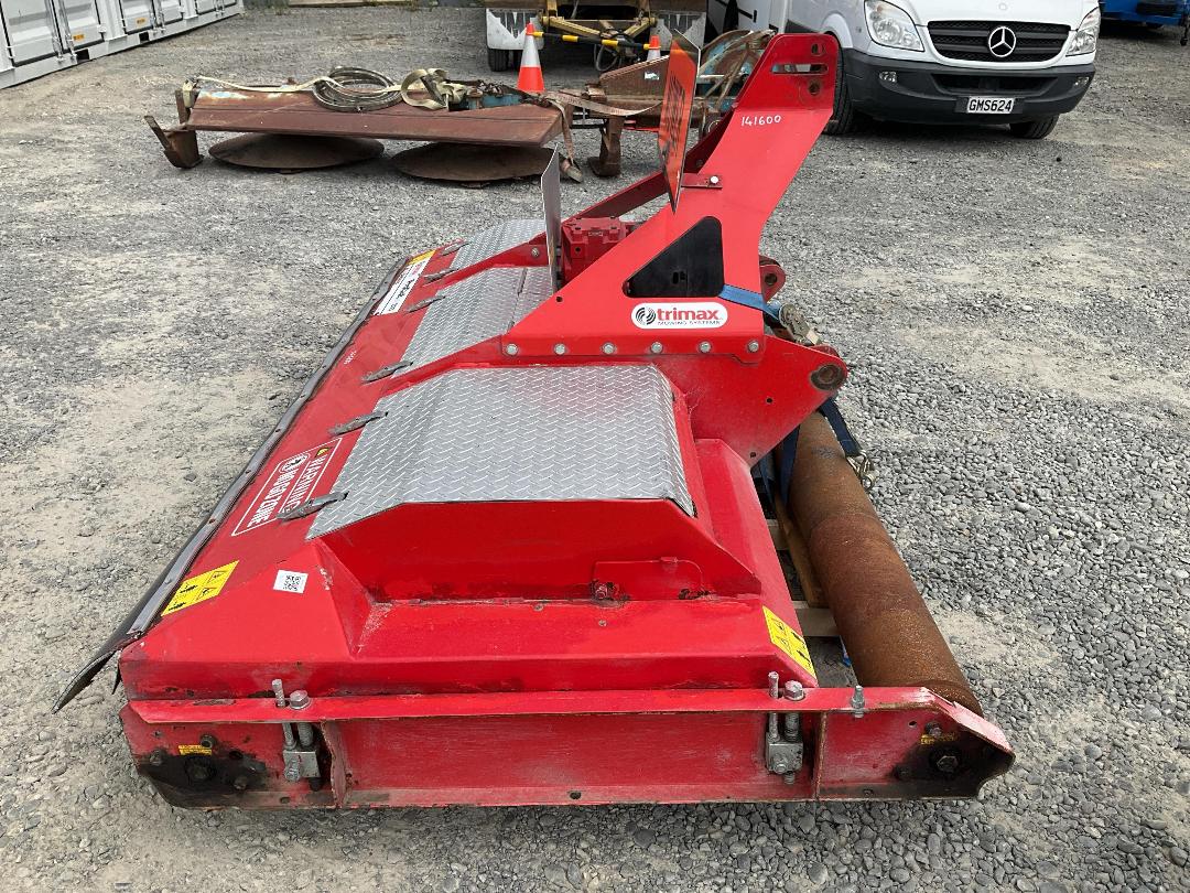 Photo '14' of Trimax ProCut S4 237 Mower Photo '14' of Trimax ProCut S4 237 Mower