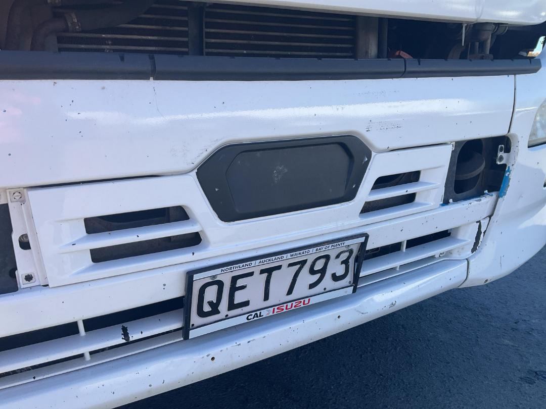 Photo '25' of UD Trucks QUON GKSXDA TRACTOR UNIT Tractor Unit