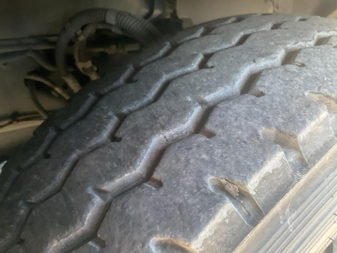 Photo '50' of UD Trucks QUON GKSXDA TRACTOR UNIT Tractor Unit