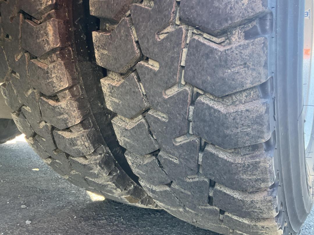 Photo '48' of UD Trucks QUON GKSXDA TRACTOR UNIT Tractor Unit