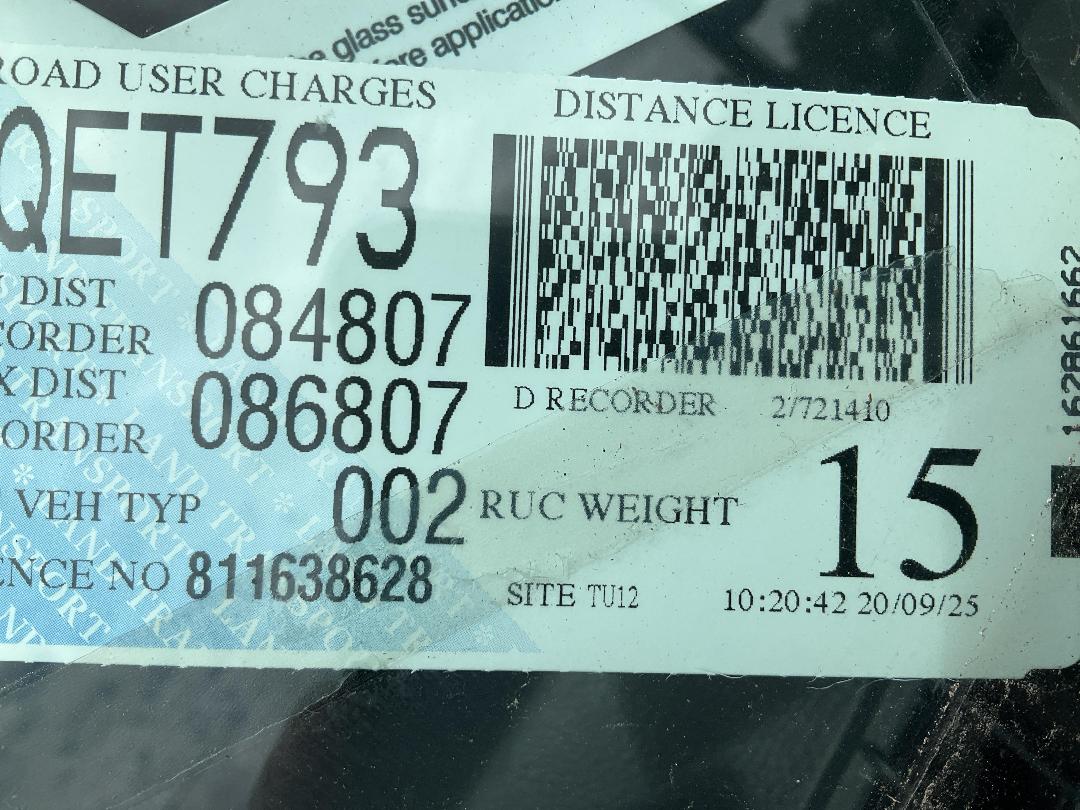 Photo '45' of UD Trucks QUON GKSXDA TRACTOR UNIT Tractor Unit