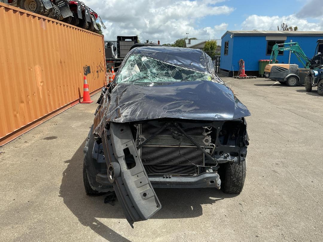 Photo '2' of Volkswagen Amarok DC 4M Core Photo '2' of Volkswagen Amarok DC 4M Core